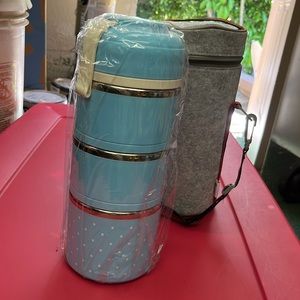 Adorable Meal storage container; great for work/school lunches, picnics